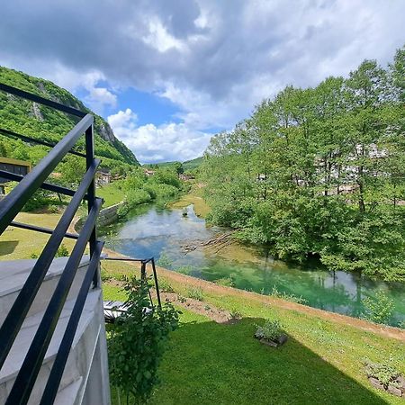 Bed and Breakfast Sobe Zizi Jajce Exterior foto